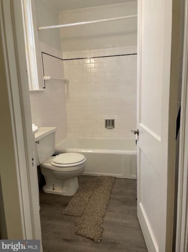 224 27 St, Camden NJ 08105-3927 exterior