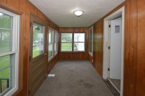 604 Gayle Ave, Kalamazoo, MI 49048-2121