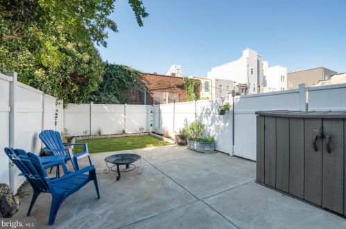 1936 Cumberland St, Philadelphia PA 19125-0037 exterior