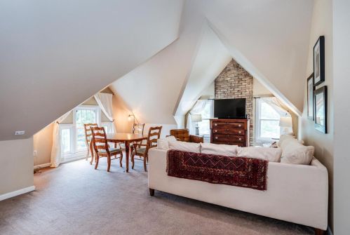 746 Gorham St, Madison WI 53703-1521 exterior