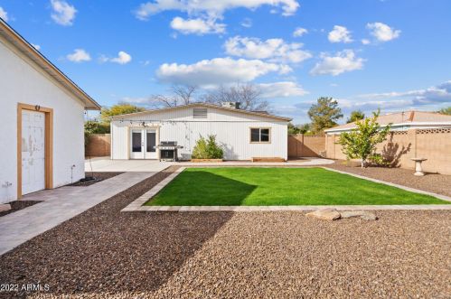 2941 16 Dr, Phoenix AZ 85015-1429 exterior