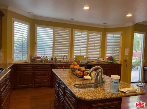 2722 Ashwood Cir, Fullerton CA 92835-2802 exterior