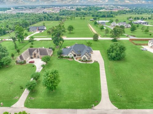 18933 Harbor Side Blvd, Montgomery, TX 77356-3224