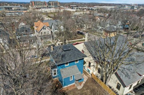 945 Jenifer St, Madison WI  53703-3521 exterior