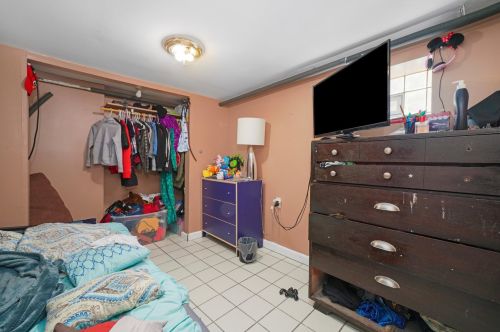 4232 Wellington Ave, Chicago IL 60641-5355 exterior