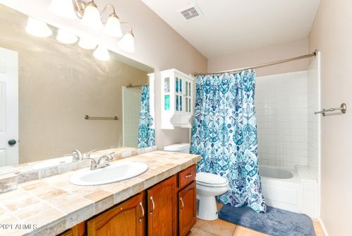 15614 29 Ave, Phoenix AZ 85053-4056 exterior