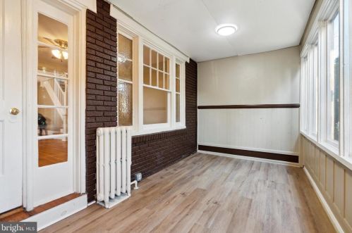 130 21st St, Chester, PA 19013-5014