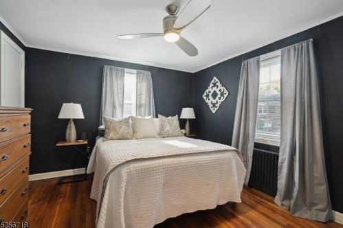 301 Lincoln Park, Cranford NJ  07016-3122 exterior