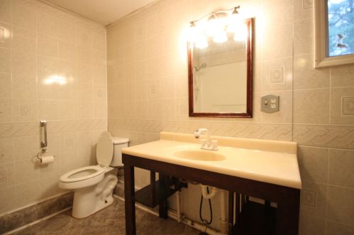 1130 Frst Dr, Meskegon MI 49442-4812 exterior