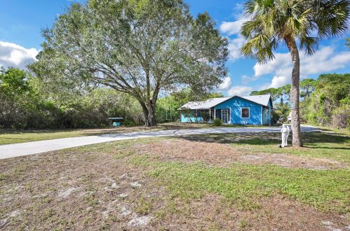 5409 Palmetto Dr, Fort Pierce FL  34982-7481 exterior