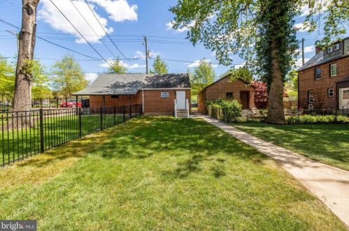 7725 16th St, Washington DC  20012-1460 exterior