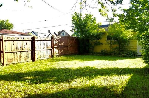 3922 23 St, Milwaukee WI 53206-1916 exterior