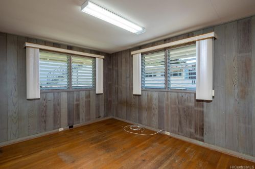 1835 10 Ave, Honolulu HI 96816-2907 exterior