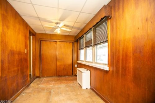 37 Paine Ave, Irvington, NJ 07111-3947