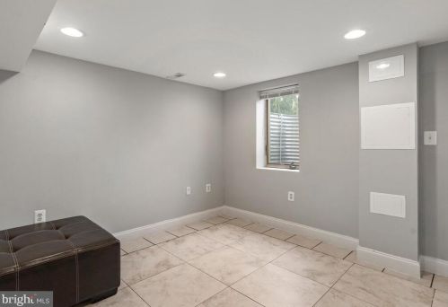 4409 Bennion Rd, Silver Spring MD 20906-4677 exterior