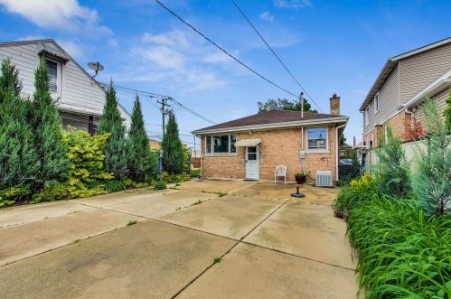 3940 Sayre Ave, Chicago IL 60707-2135 exterior