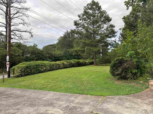 3006 Larose St, Atlanta GA 30344-4526 exterior