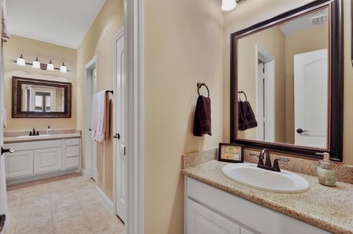 5607 Mustang Rdg Ln, Fulshear TX 77441-2149 exterior