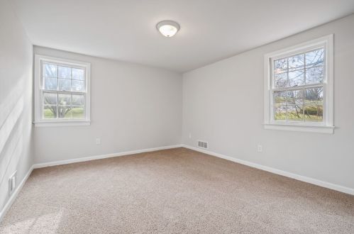 2312 Mill Grove Rd, Pittsburgh PA 15241-2726 exterior