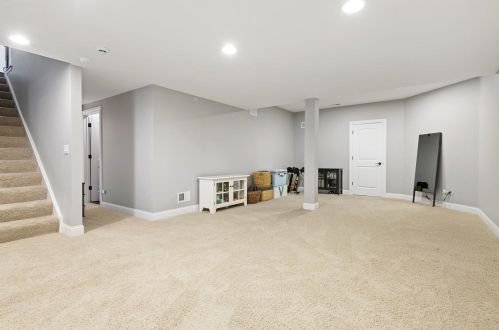 256 Elmhurst Ave, Elmhurst IL 60126-2961 exterior