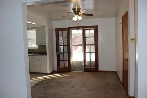 2023 Palm Ave, Pittsburgh PA 15235-1550 exterior