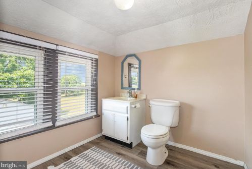 2189 Baltimore Pike, Hanover PA  17331-9610 exterior