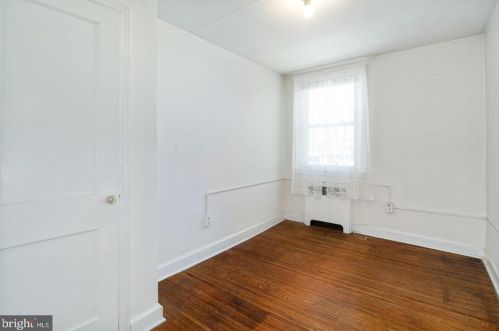 733 Eddystone Ave, Chester PA 19022-1438 exterior