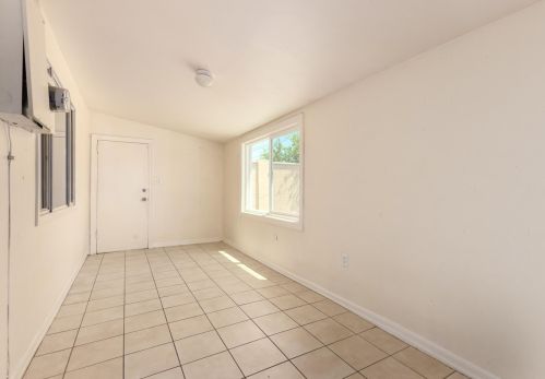 4739 39th Dr, Phoenix AZ  85019-2905 exterior