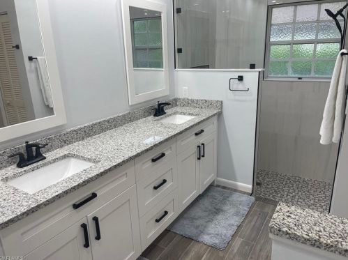 191 Old Tamiami Trl, Naples FL exterior