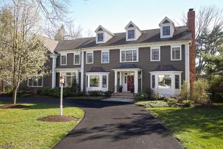 16 Linden Ln, Chatham Township NJ  07928-1622 exterior