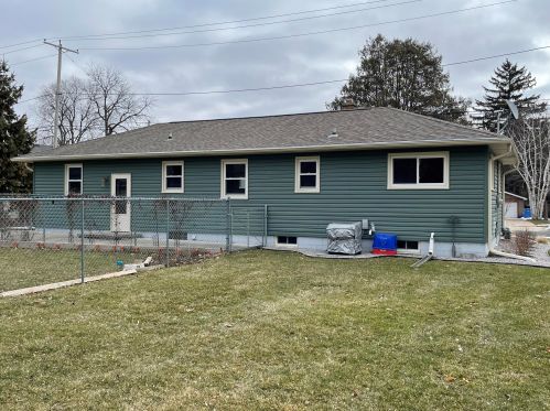 1016 Labaree St, Watertown WI 53098-3019 exterior