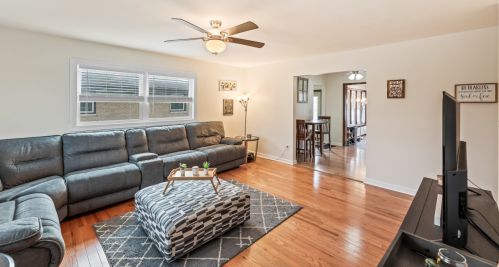 6217 Allerton Ave, Milwaukee WI  53220-3409 exterior