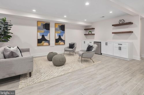 407 Decatur St, Washington DC  20011-4744 exterior