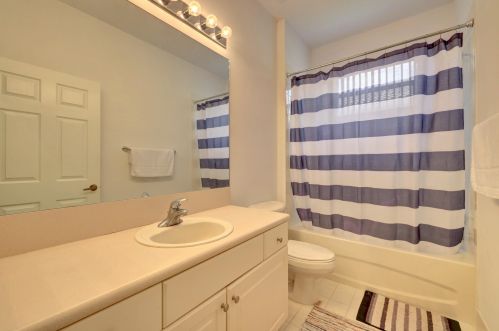 1839 Jamesport Dr, Fort Pierce FL 34953-4599 exterior