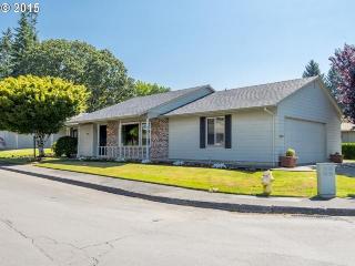 10080 Century Oak Dr, Portland, OR 97224-4639
