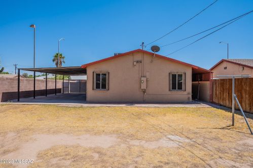 2419 23 St, Tucson AZ 85711-4916 exterior