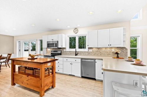 2112 Ponderosa Cir, Duluth MN 55811-1959 exterior