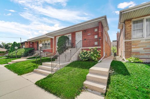 2335 92nd St, Chicago IL  60617-3841 exterior