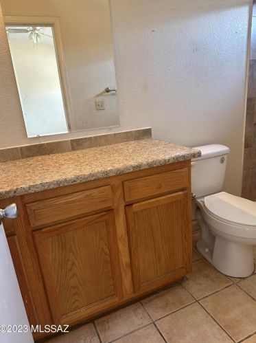 1765 Ransom Oaks Dr, Tucson AZ 85746-3173 exterior