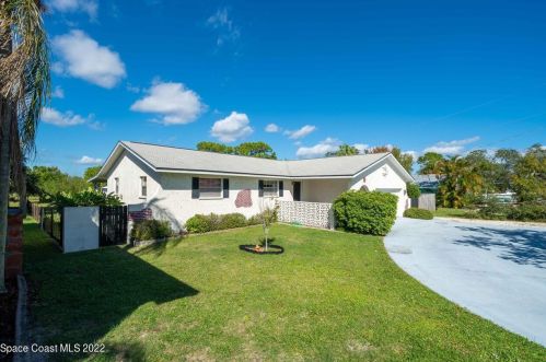 365 Newfound Harbor Dr, Merritt Island, FL 32952-2624