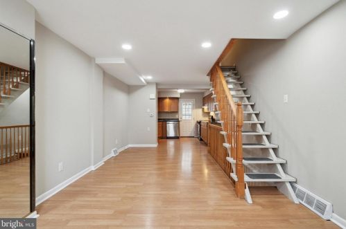 236 Gerritt St, Philadelphia, PA 19147-6013