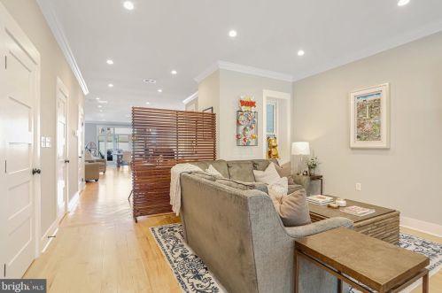 219 Morgan St, Washington DC  20001-1217 exterior