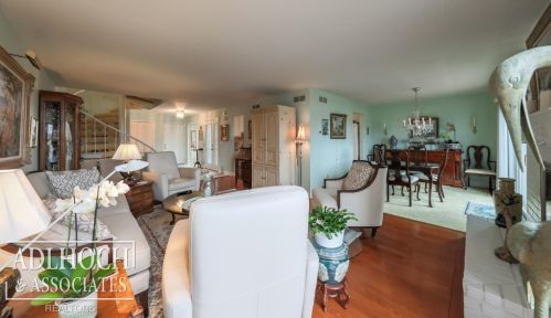 1222 Oakwood Ct, Rochester MI 48307-2541 exterior