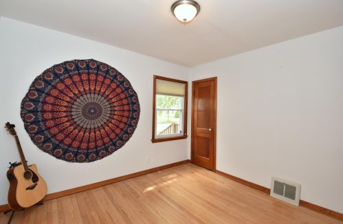 3817 87th St, Milwaukee WI  53222-2840 exterior