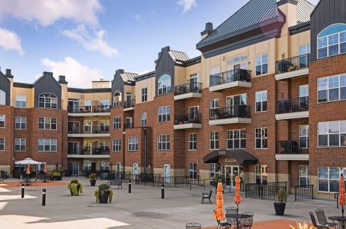 1800 Graham Ave, Saint Paul MN  55116-3289 exterior