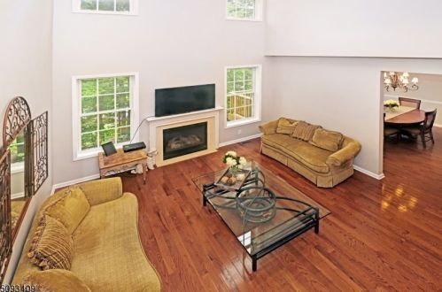 88 Henning Ter, Parsippany NJ 07834-3716 exterior