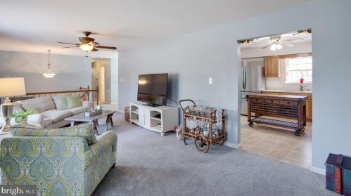 1820 Holland Clf Rd, Huntingtown MD 20639-8811 exterior