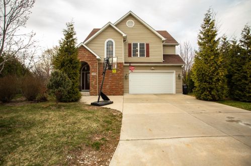 3998 Kimberly Ave, Milwaukee WI 53221-4553 exterior