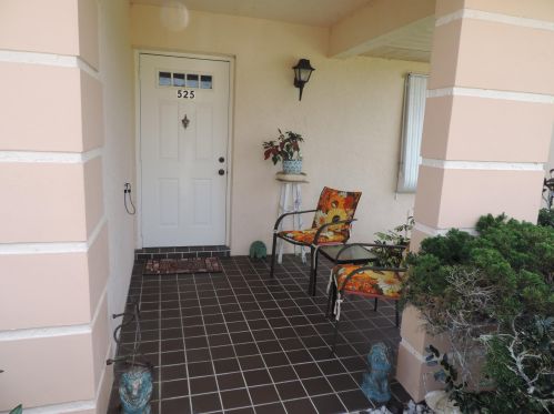 525 Ponderosa Dr, Fort Pierce, FL 34982-3969