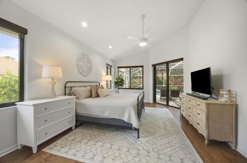 19088 Loxahatchee Riv Rd, Jupiter FL 33458-2414 exterior